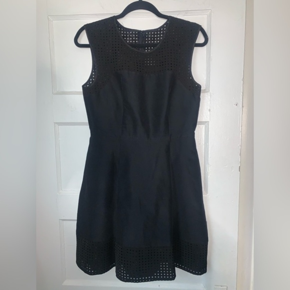 J. Crew black silk‎ blend perforated A-line dress size 4 - Picture 3 of 12